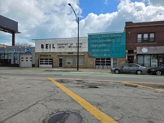 Chicago, IL Storefront - 6243 N Clark St