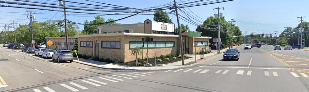 365 Broadway, Amityville, NY for Rent