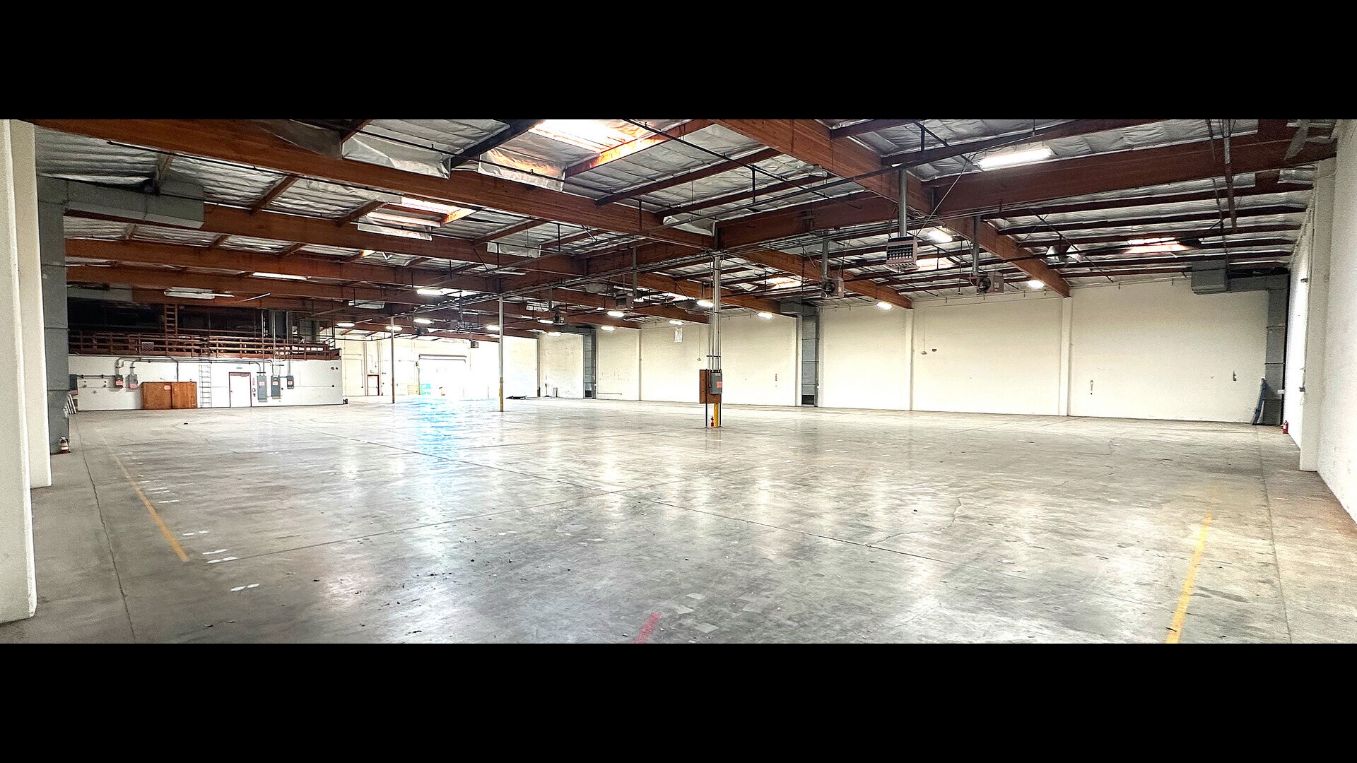 13700 S Van Ness Ave, Gardena, CA for Rent