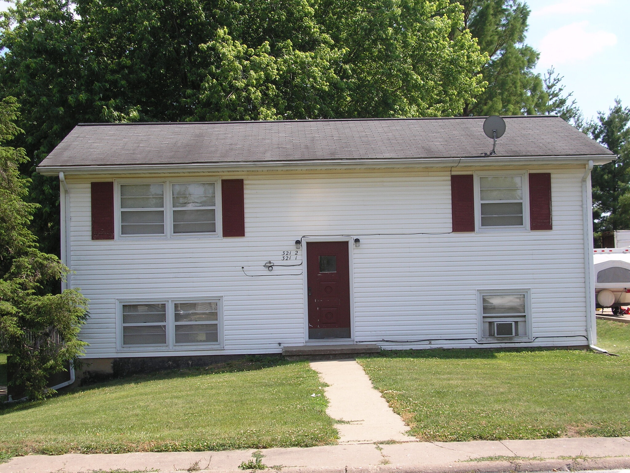 309 W Barsi Blvd, Macomb, IL for Sale