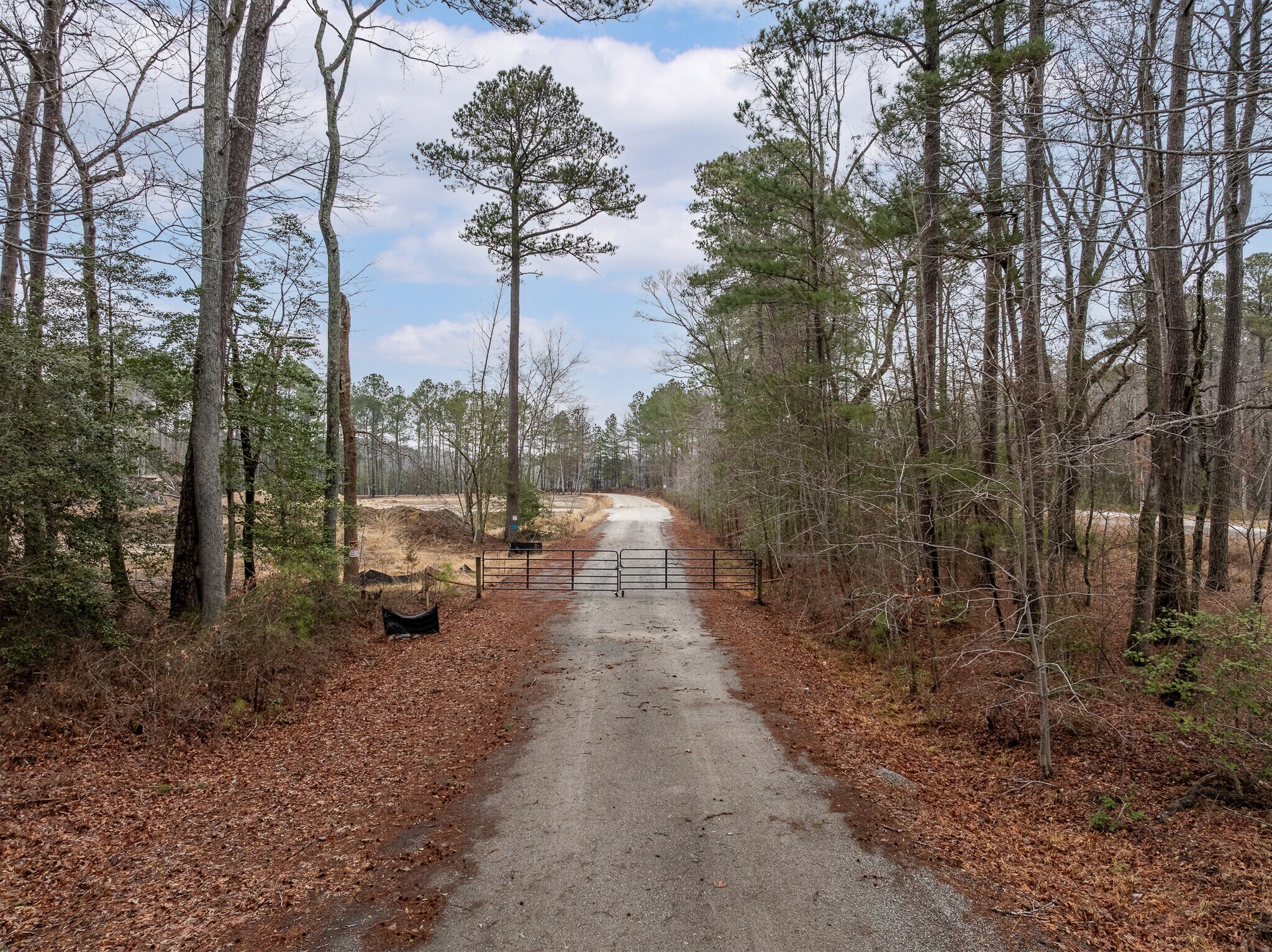 6685 Short Ln, Gloucester, VA for Sale