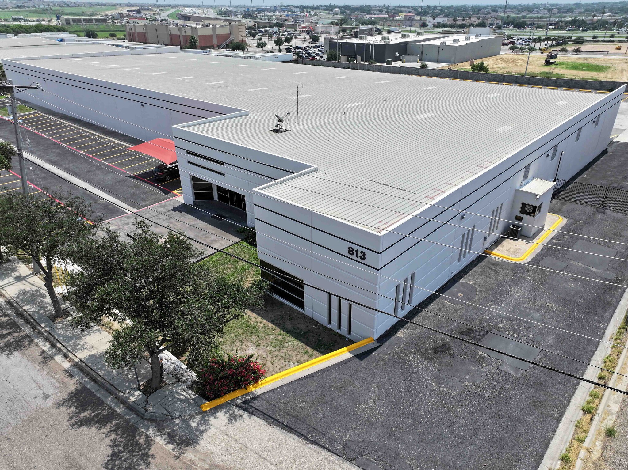 813 Nafta Blvd, Laredo, TX for Rent