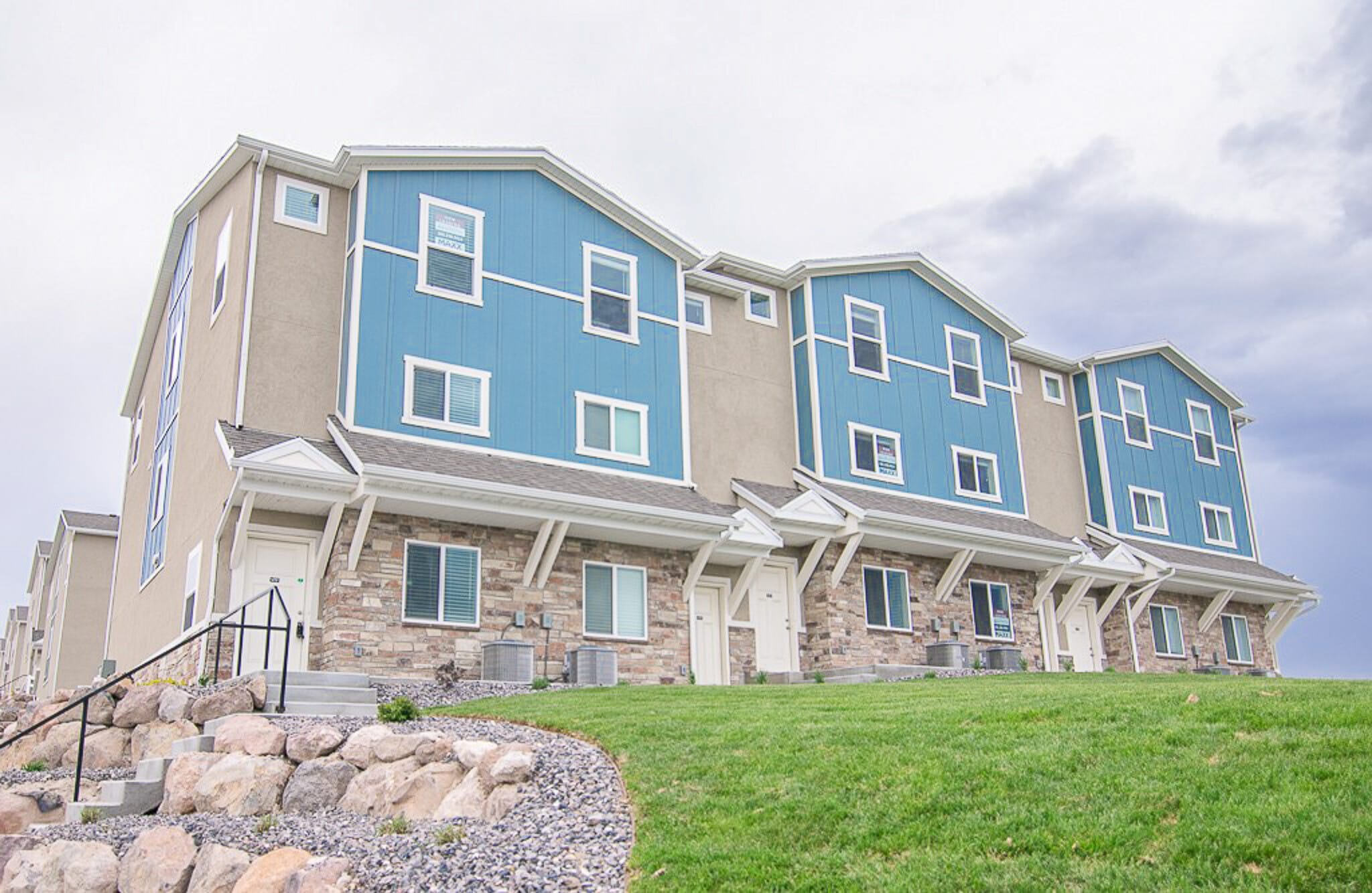 14849 S Diorite Ct, Herriman, UT for Sale