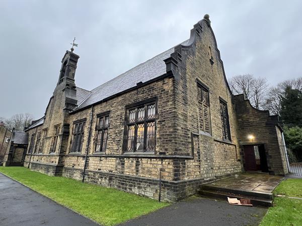 Stainland Rd, Holywell Green, WYK for Sale