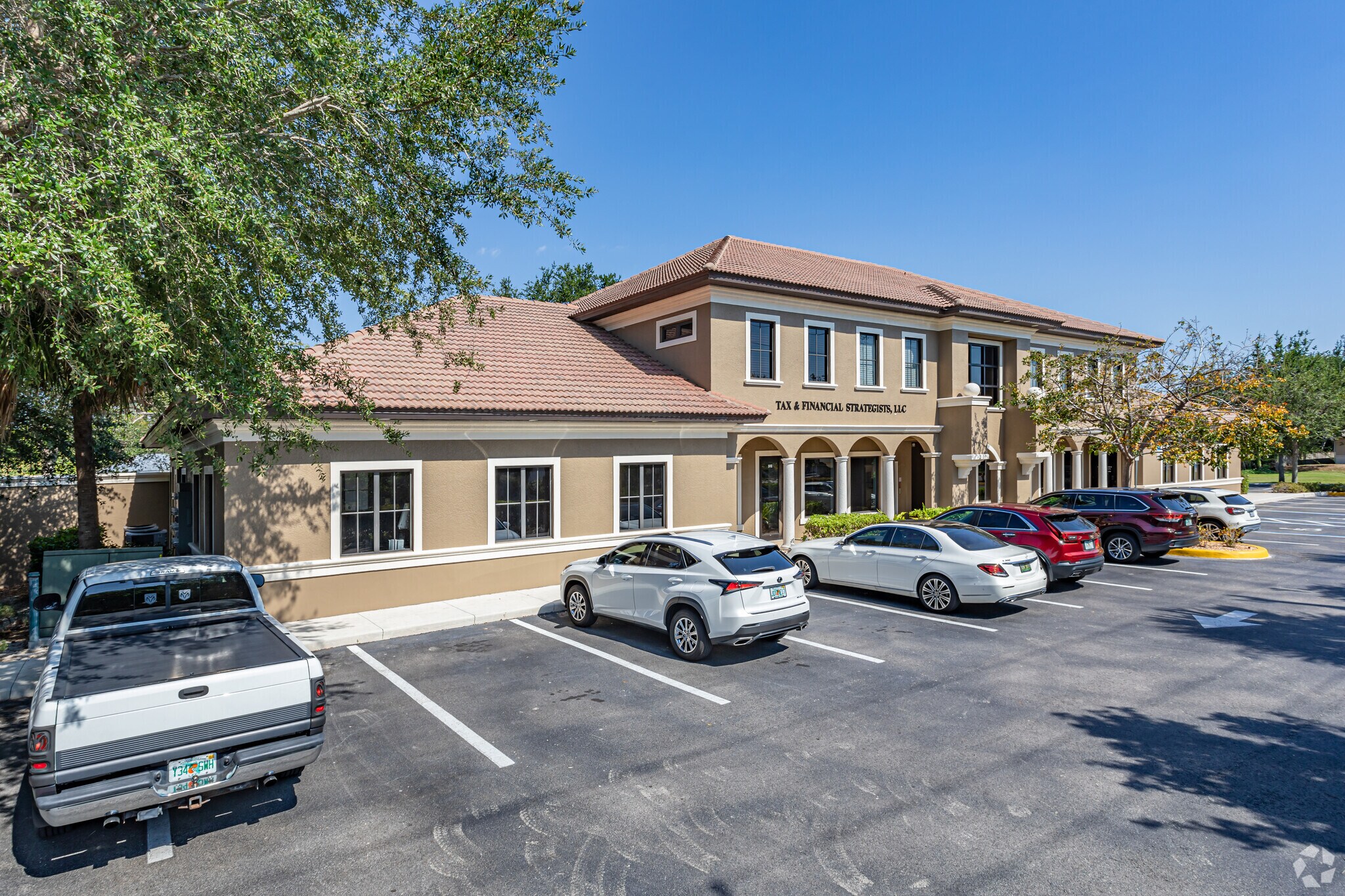 28089 Vanderbilt Dr, Bonita Springs, FL for Sale