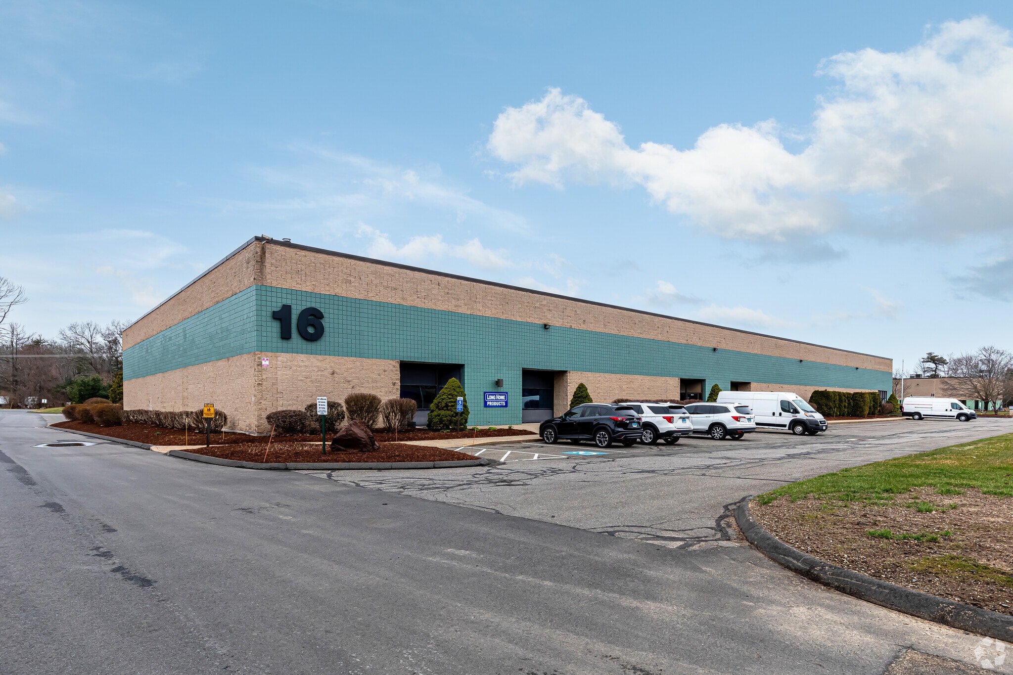 16 International Dr, East Granby, CT for Rent