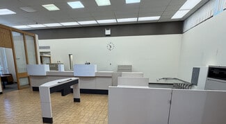 Melville, SK Bank - 141 3 Av W