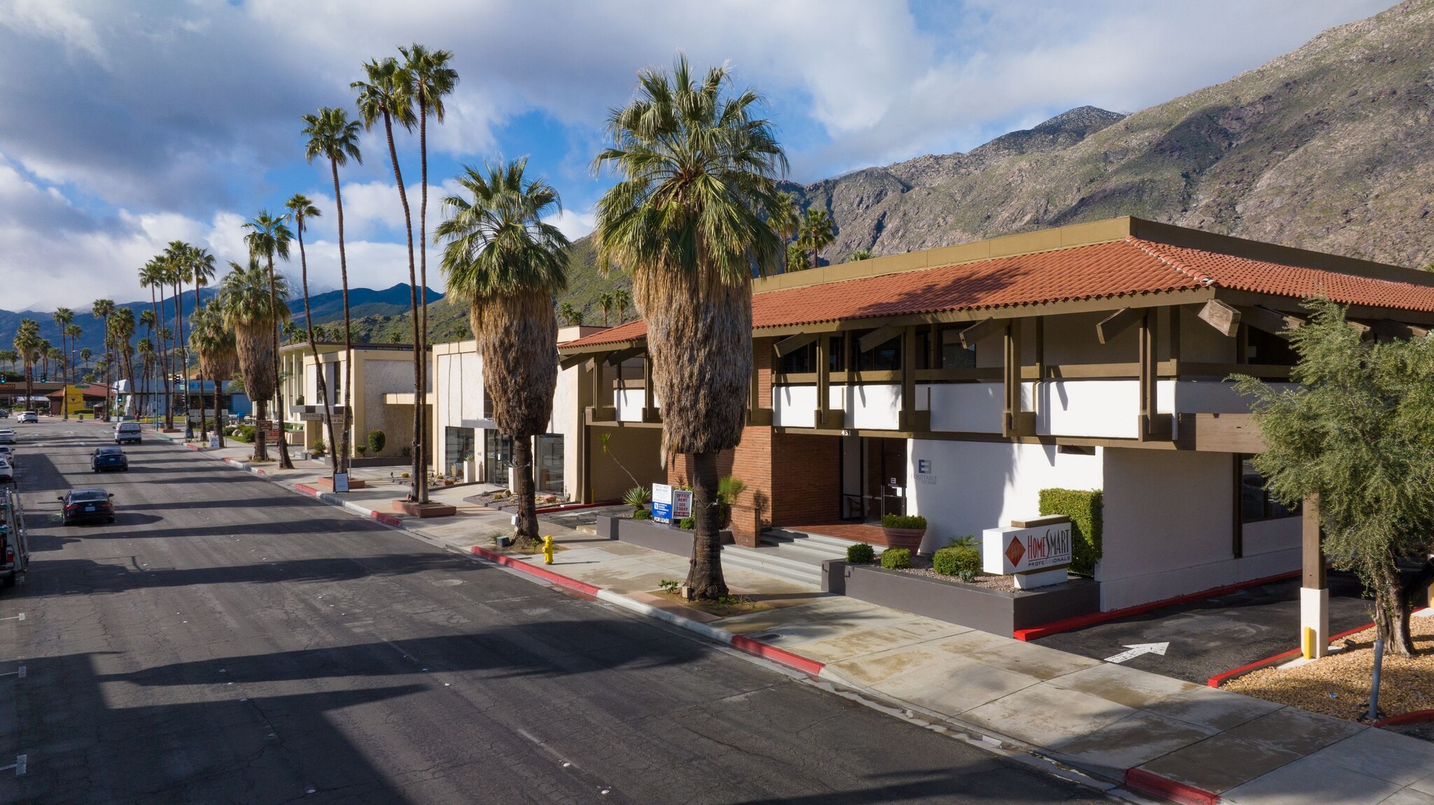 431 S Palm Canyon Dr, Palm Springs, CA for Rent