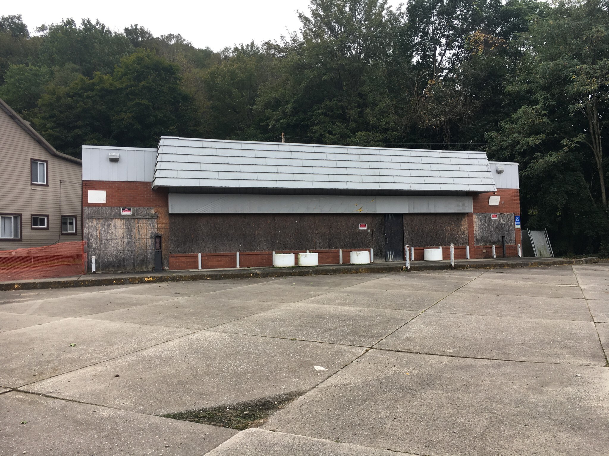 942 Bedford St, Johnstown, PA for Sale