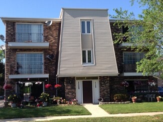 Chicago Ridge, IL Apartments - 7120 Oconnell Dr