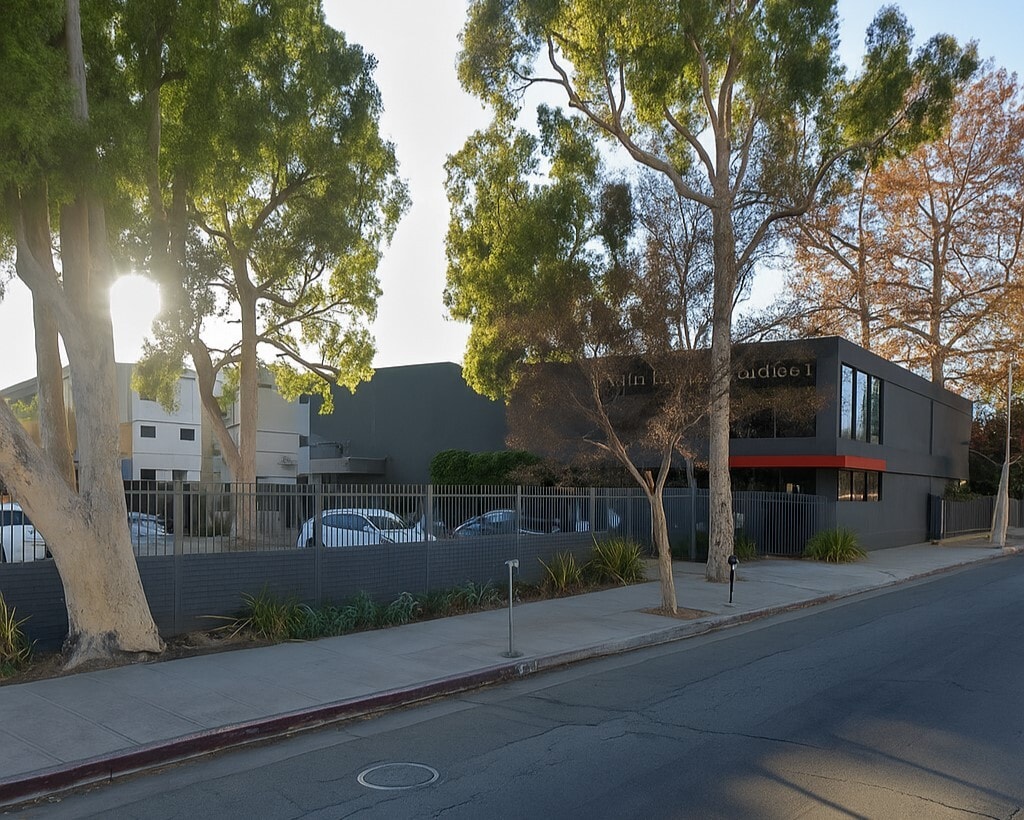 10900 Ventura Blvd, Studio City, CA for Rent