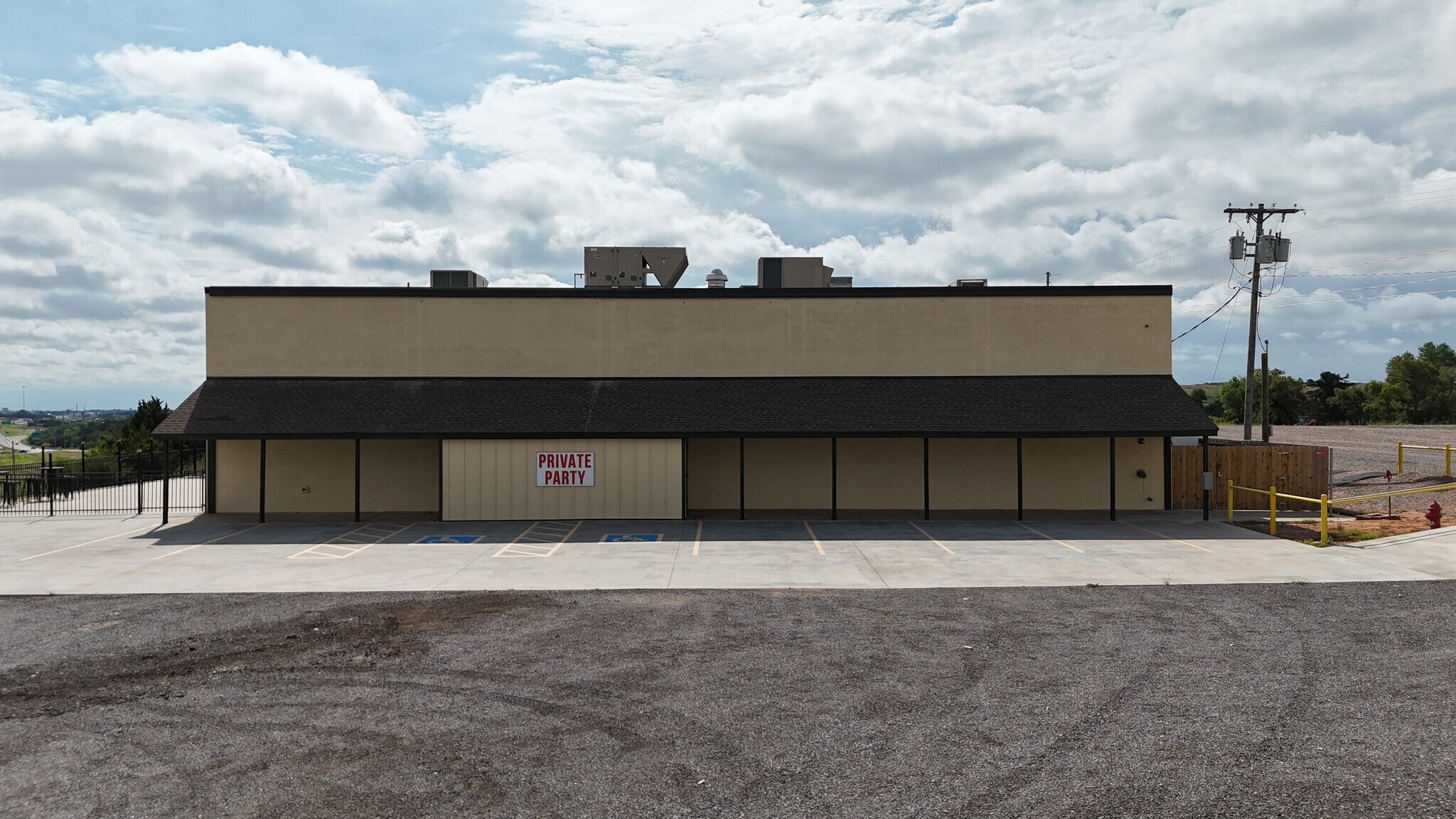 23894 S Frontage Rd, Weatherford, OK for Sale