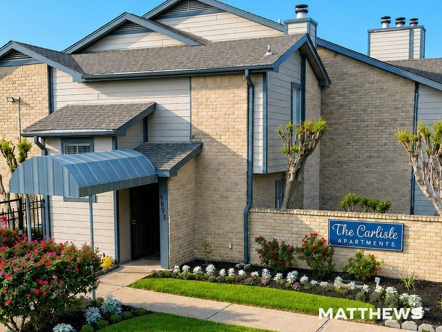 9898 Forum Park Dr, Houston, TX for Sale
