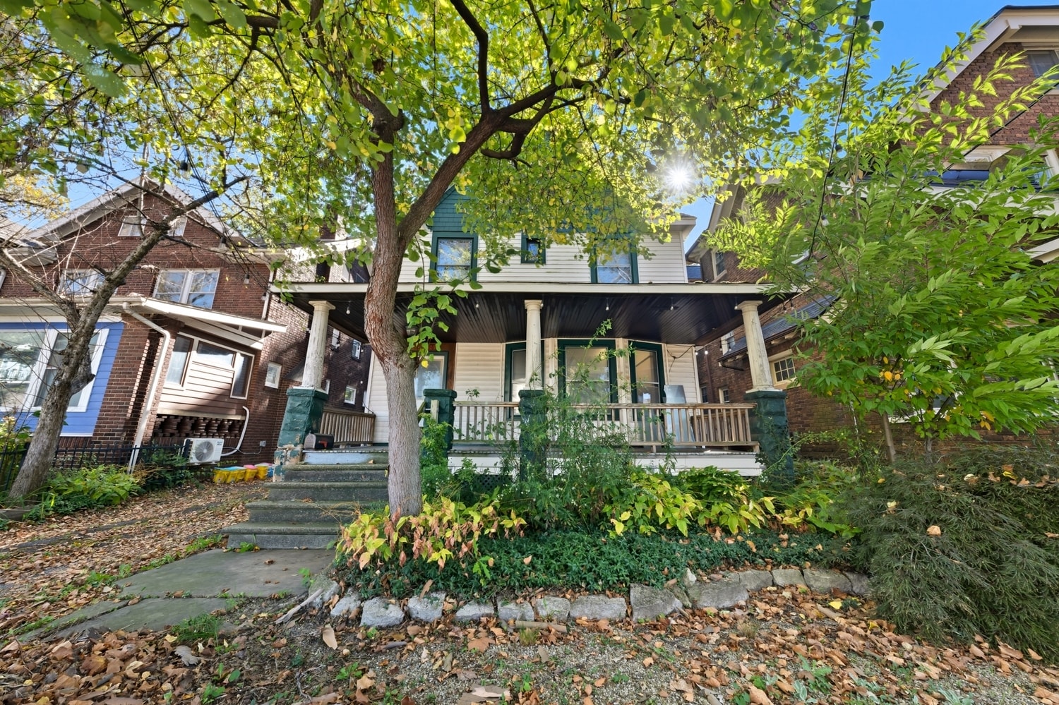12406 Larchmere Blvd, Cleveland, OH for Sale