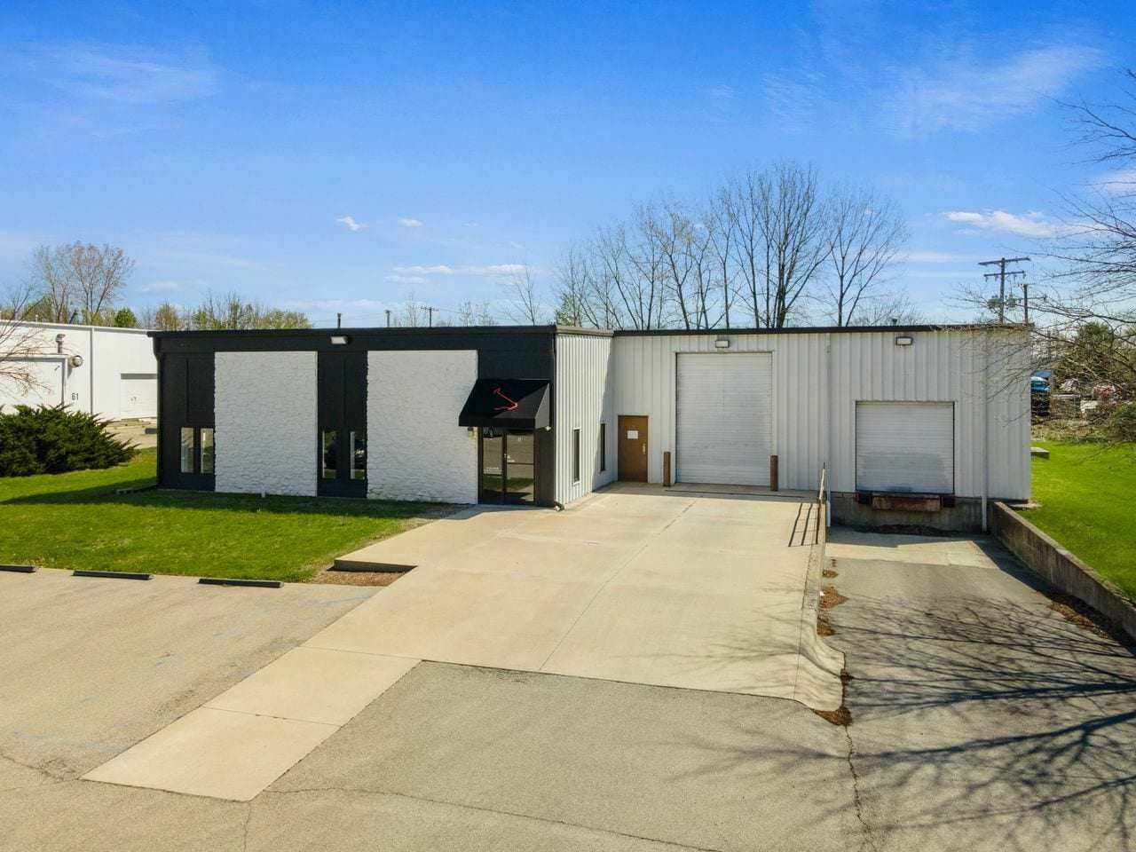 15402 Stony Creek Way, Noblesville, IN for Rent