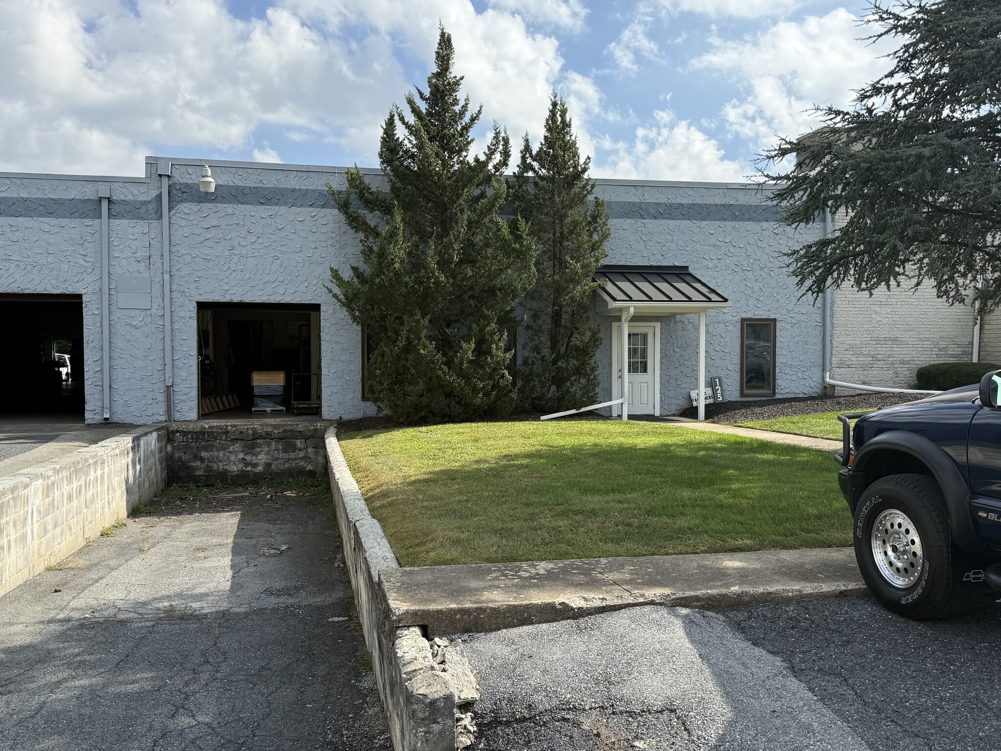 125 Ashmore Dr, Leola, PA for Rent