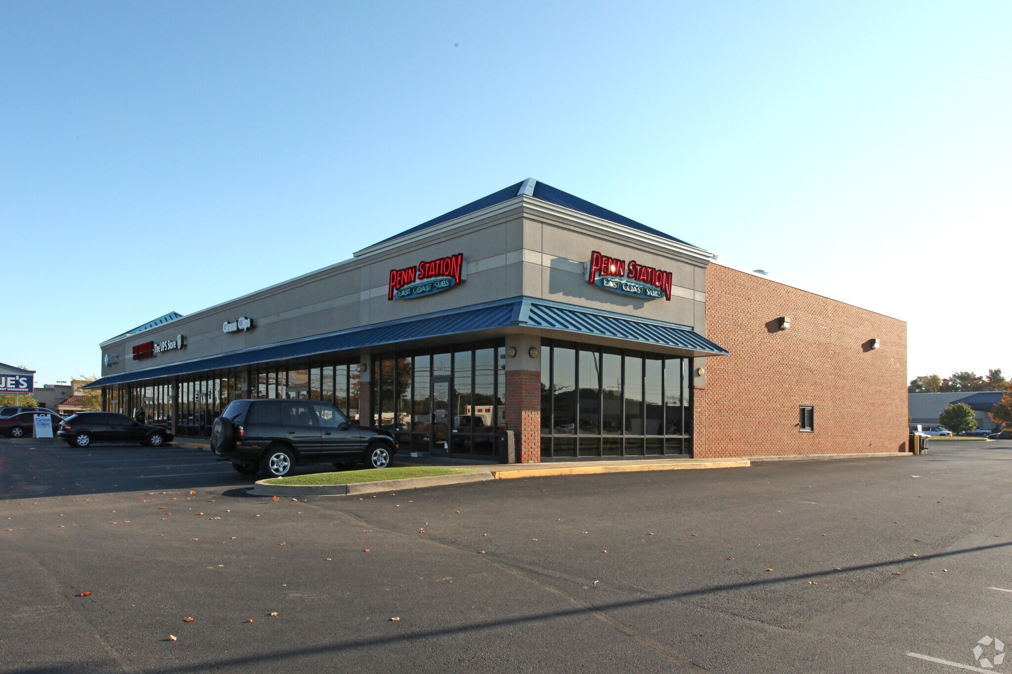 6661 Dixie Hwy, Louisville, KY for Rent