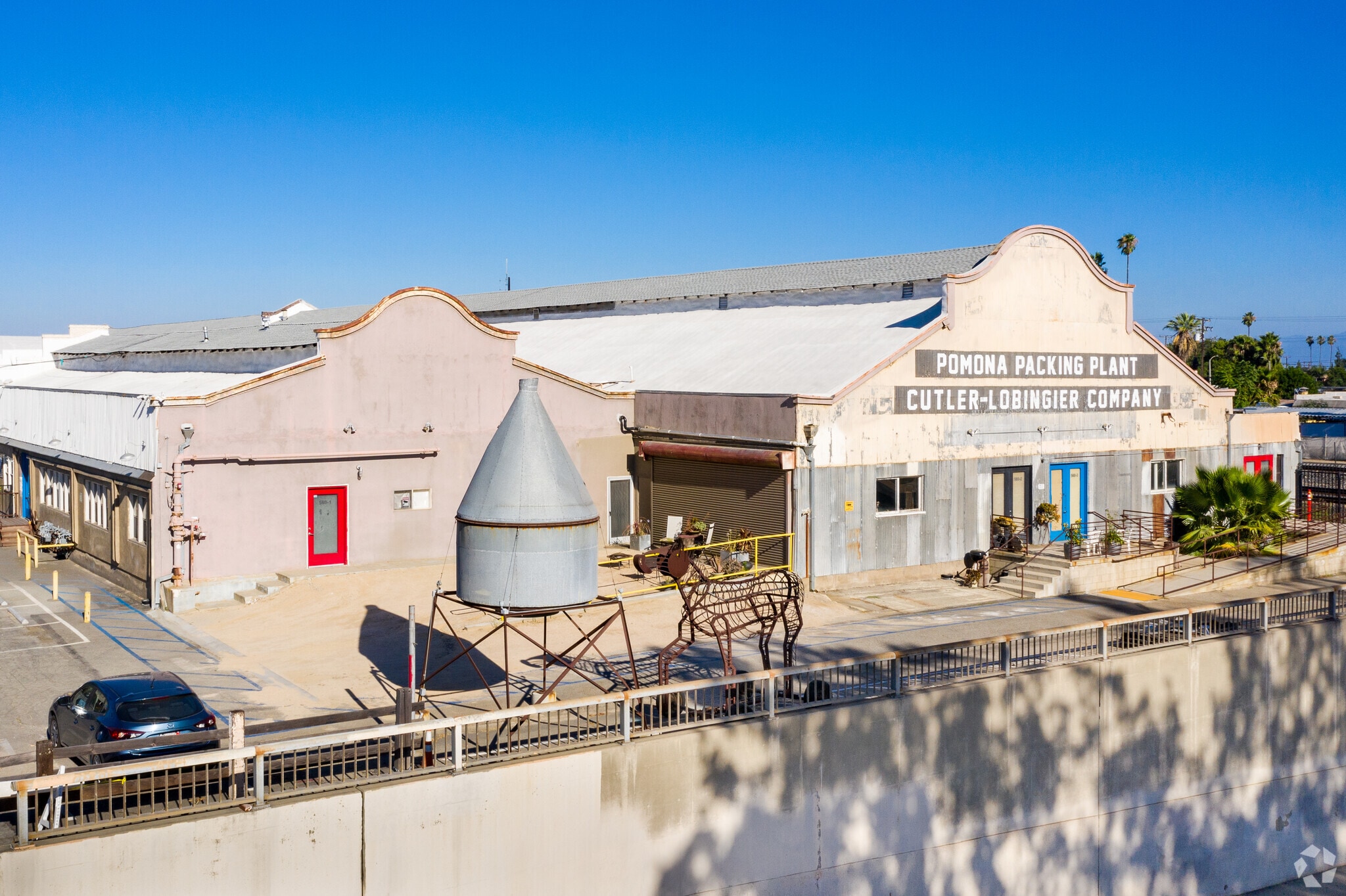 560 E Commercial St, Pomona, CA for Rent