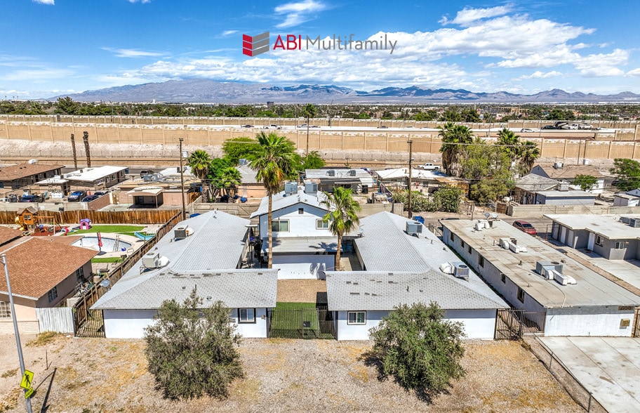 2215 Stewart Ave, Las Vegas, NV for Sale