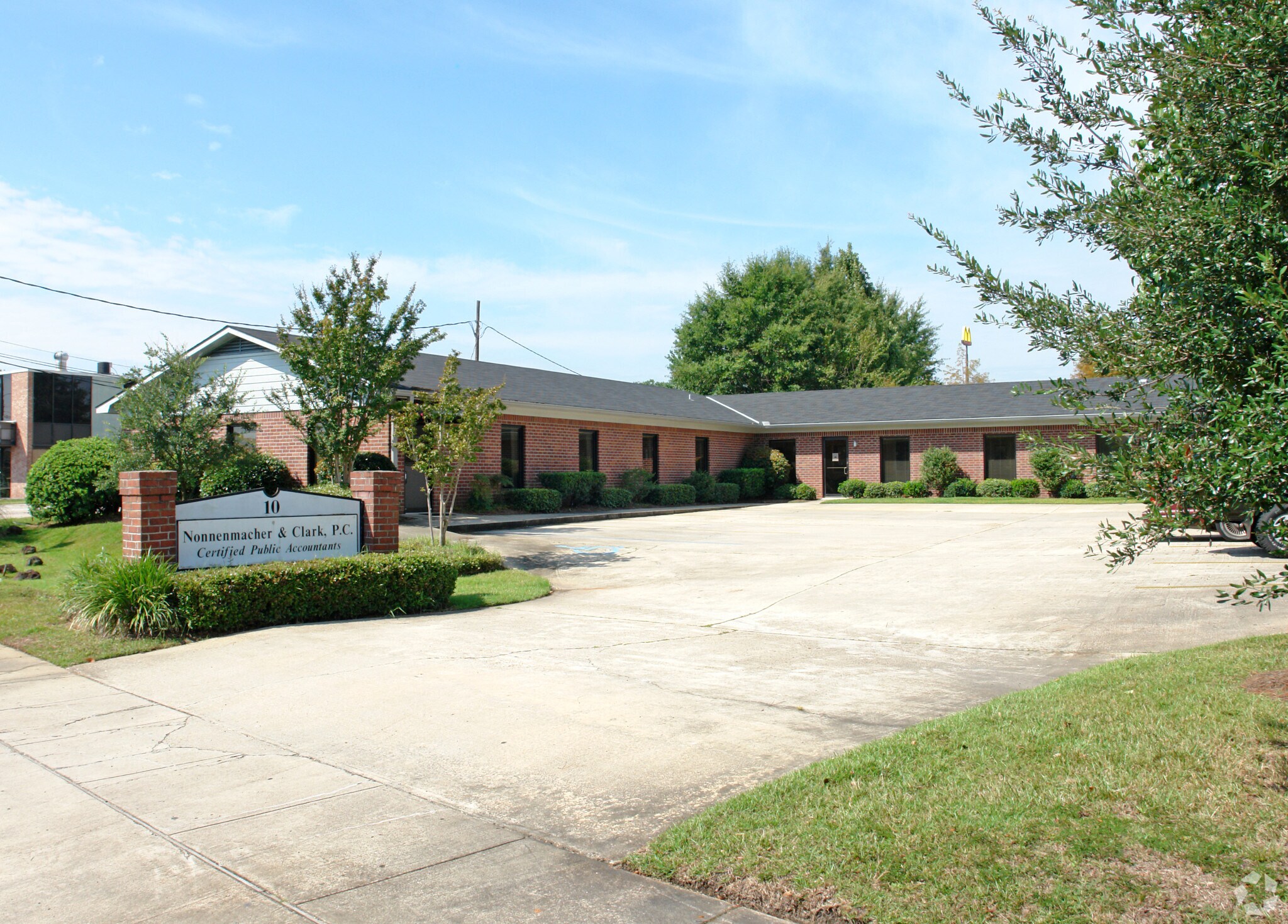 10 Midtown Park W, Mobile, AL for Rent