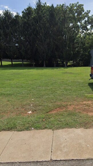 Roanoke, VA Commercial Land - 4528 Williamson Rd NW