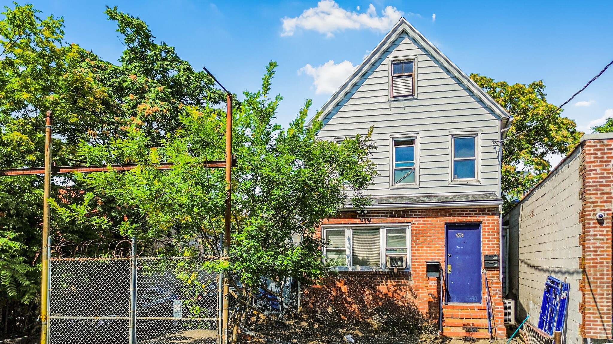 4513 Byron Ave, Bronx, NY for Sale