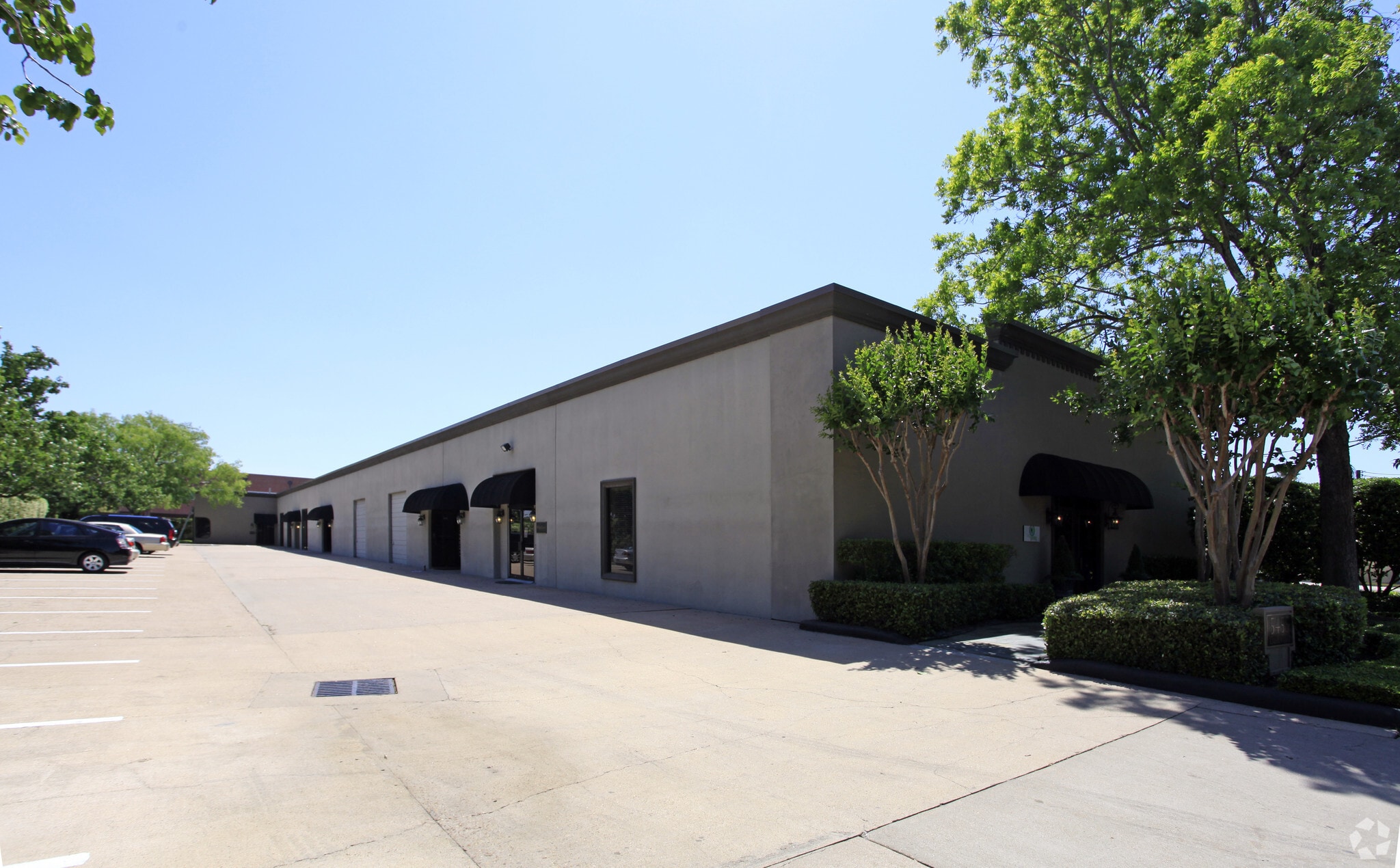 5455 Dashwood Dr, Bellaire, TX for Rent