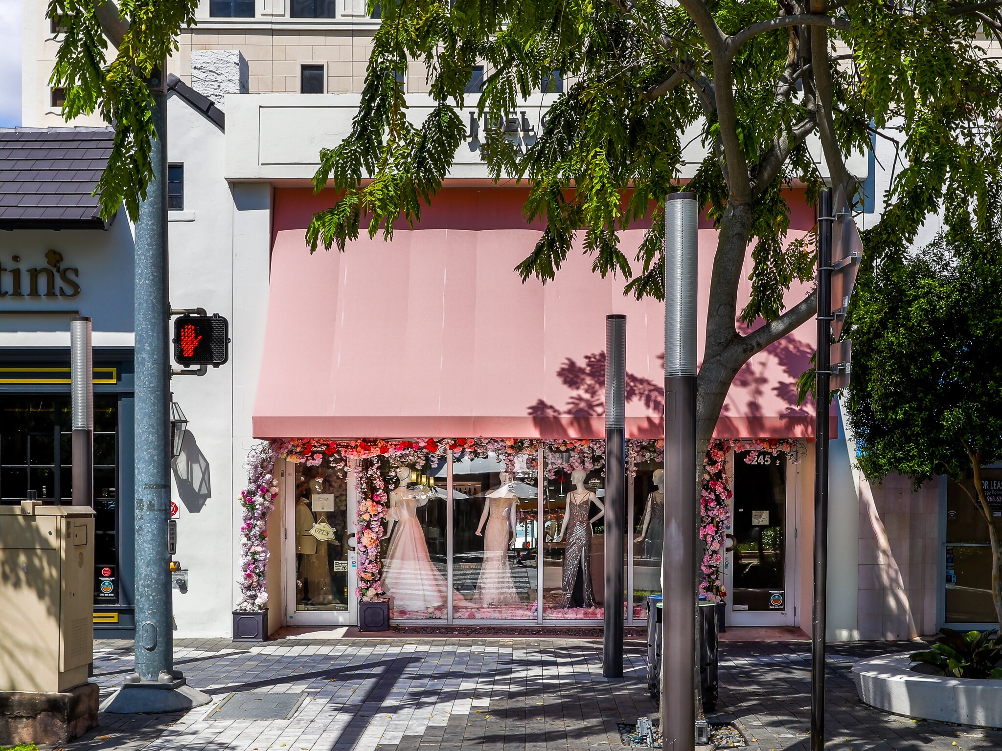 245-247 Miracle Mile, Coral Gables, FL for Rent