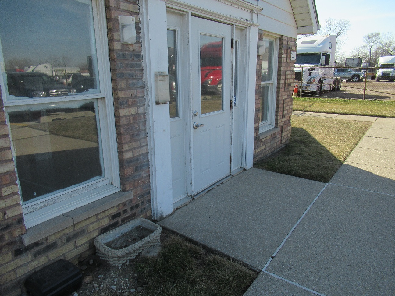 5250 W Plattner Dr, Alsip, IL for Rent