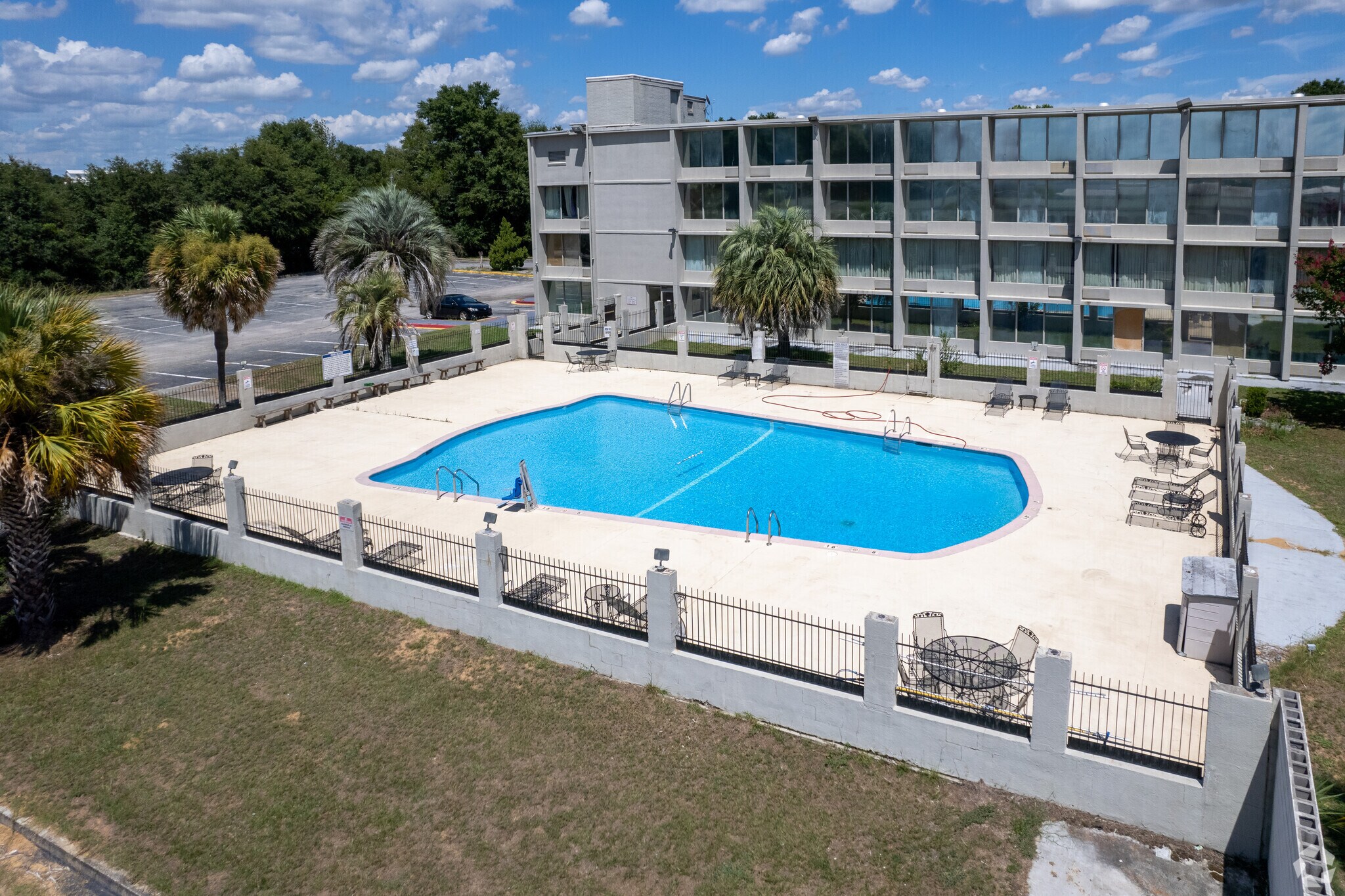 911 E Oglethorpe Blvd, Albany, GA for Sale