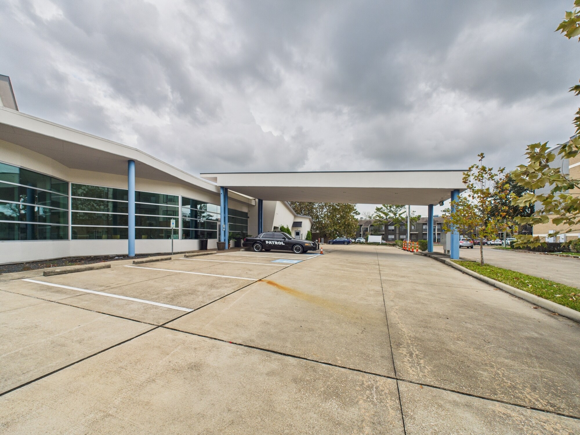 2620 Tanglewilde St, Houston, TX for Sale