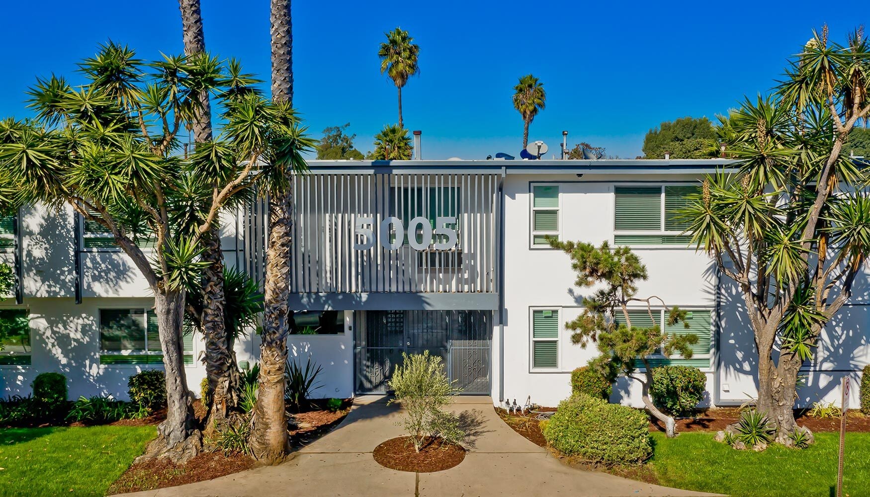 5005 August St, Los Angeles, CA for Sale