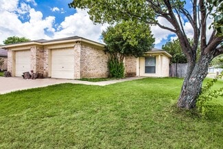 Fort Worth, TX Apartments - 3600 Hulen Park Cir