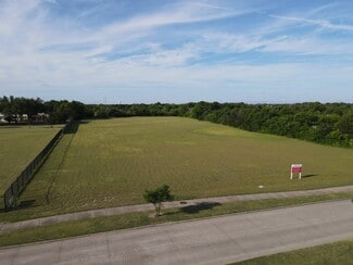 DeSoto, TX Commercial - 1129 E Parkerville Rd