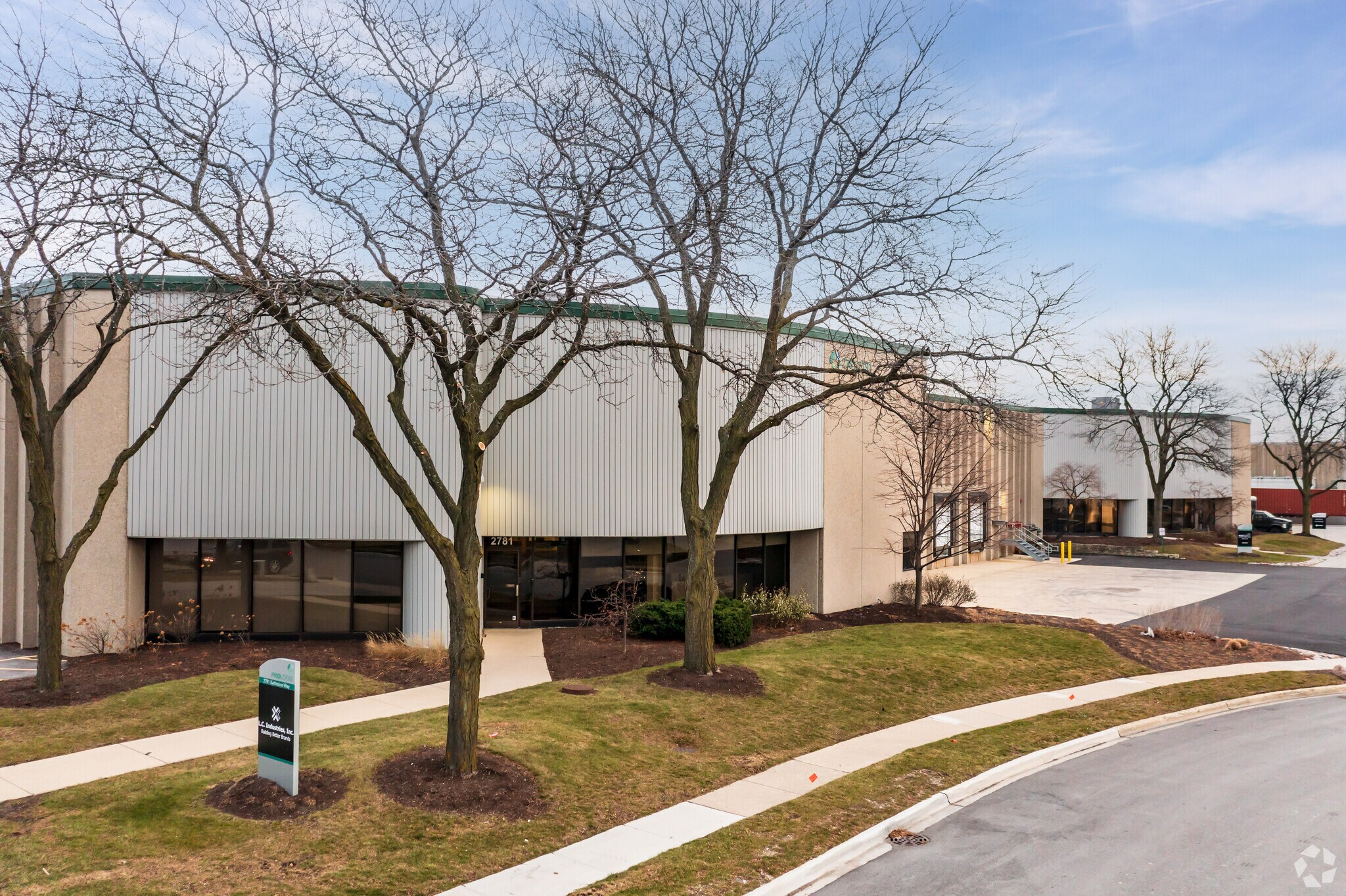 27812791 Katherine Way Elk Grove Village, IL 60007 Industrial
