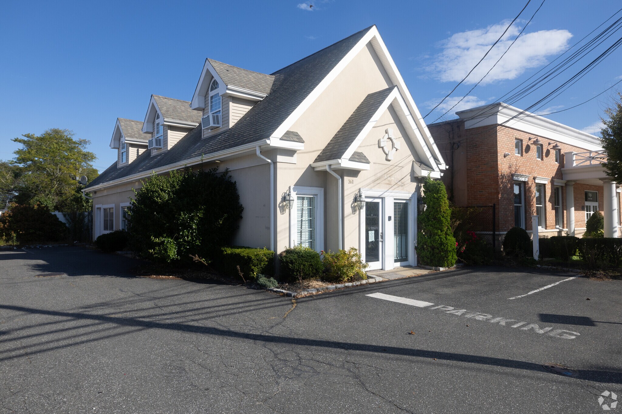 361 Union Blvd, West Islip, NY for Sale