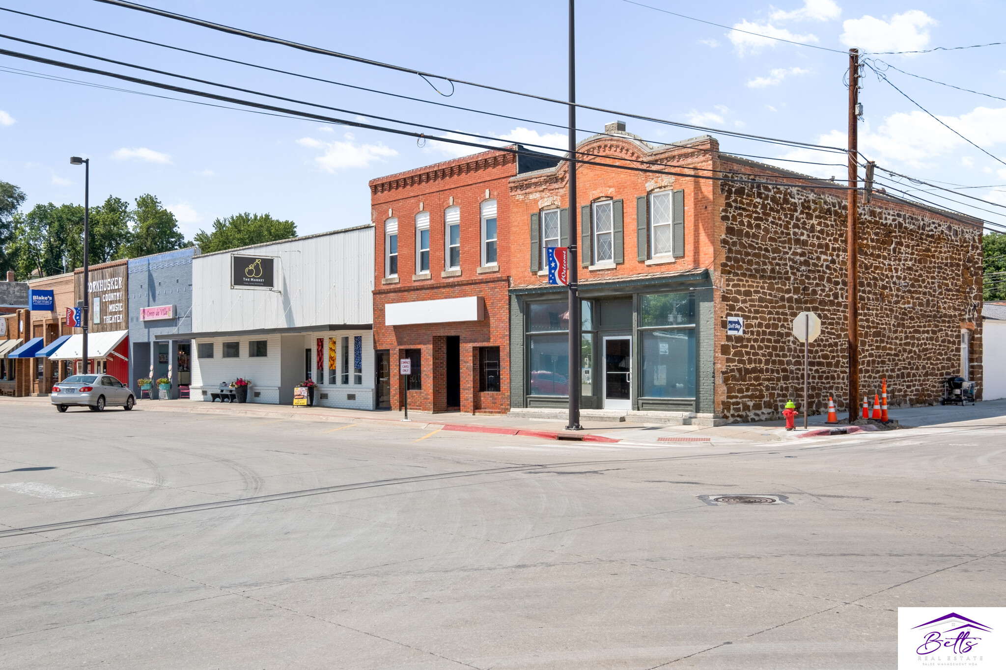 203 Main St, Louisville, NE for Rent