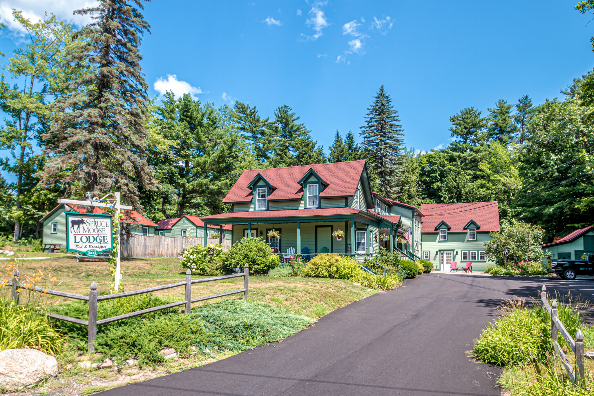 207 Seavey St, North Conway, NH for Sale