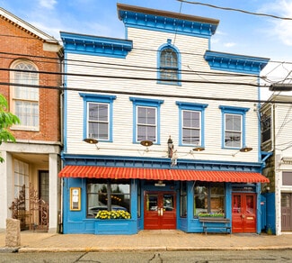 Stonington, CT Restaurant - 143 Water St