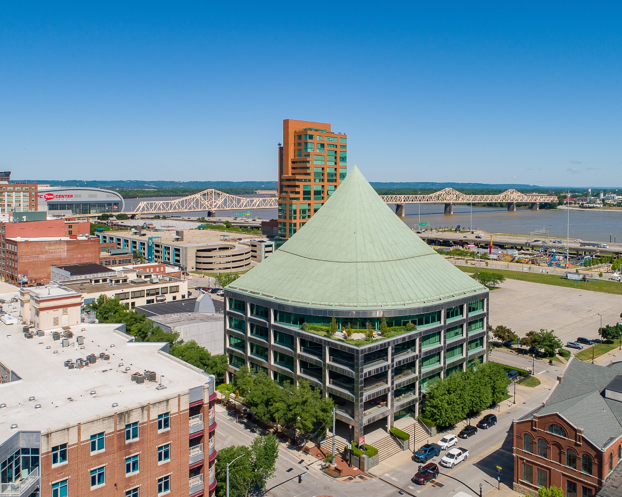 333 E Main St, Louisville, KY for Sale