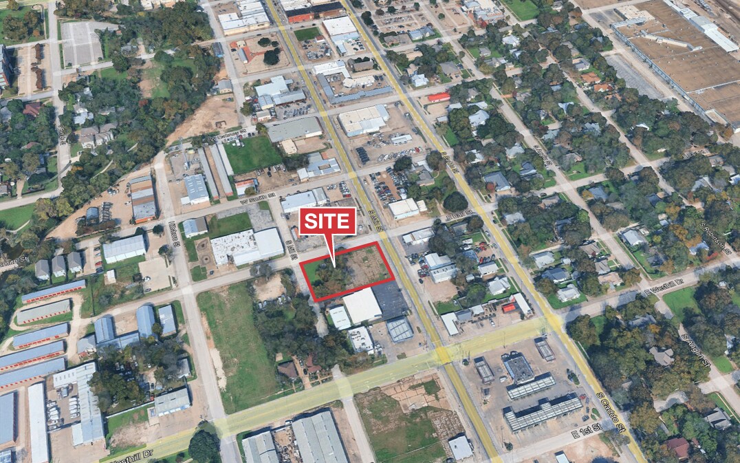 702 S Main St, Cleburne, TX for Rent