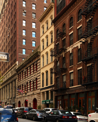 New York, NY Storefront Retail/Residential - 106 Duane St