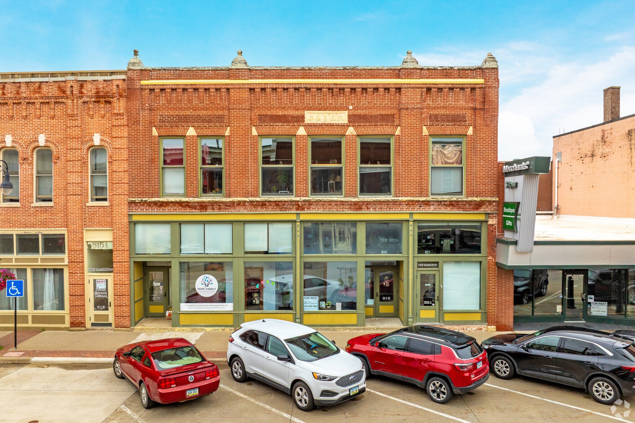 817 4th Ave, Grinnell, IA for Rent