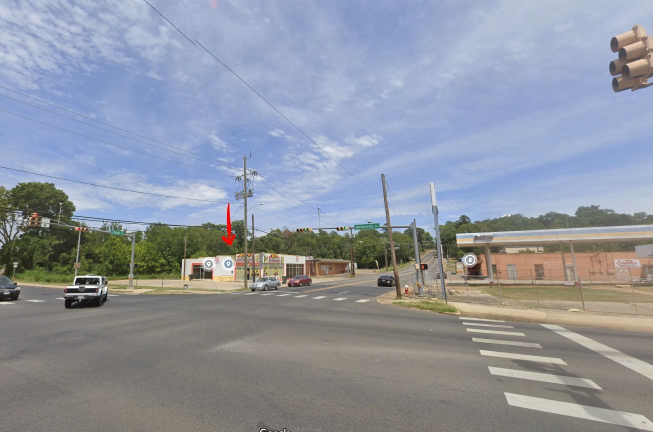 1001 E Main St, Nacogdoches, TX for Sale