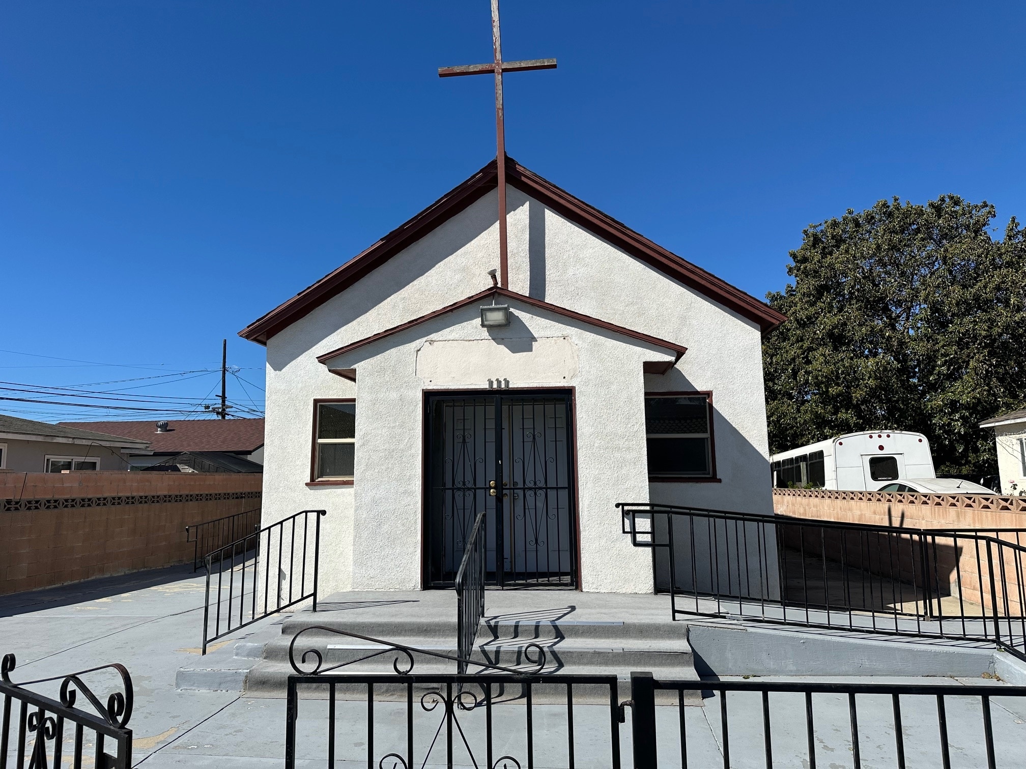 111 N Bonita Ave, Oxnard, CA for Sale