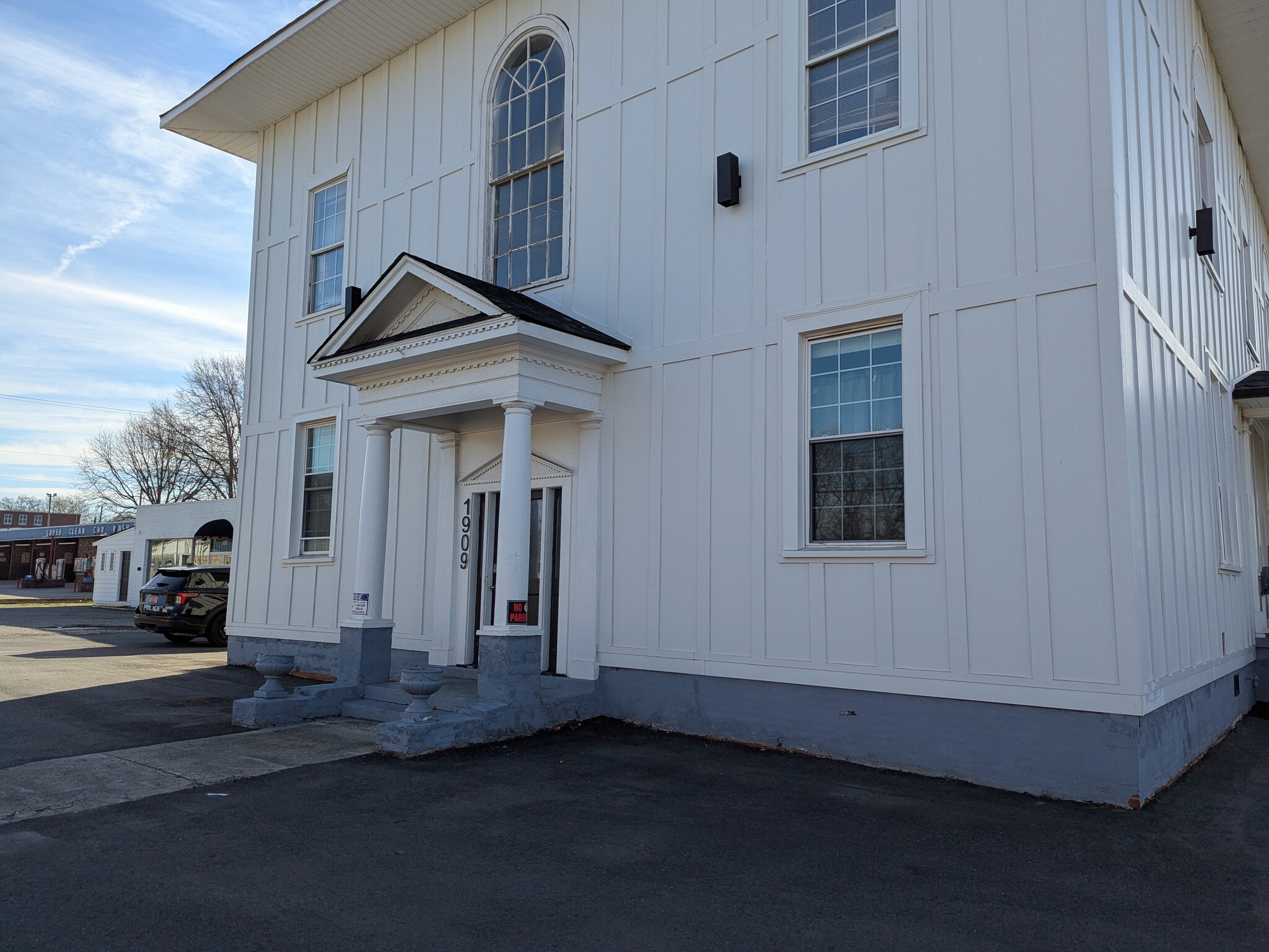 1903 E Ozark Ave, Gastonia, NC for Sale
