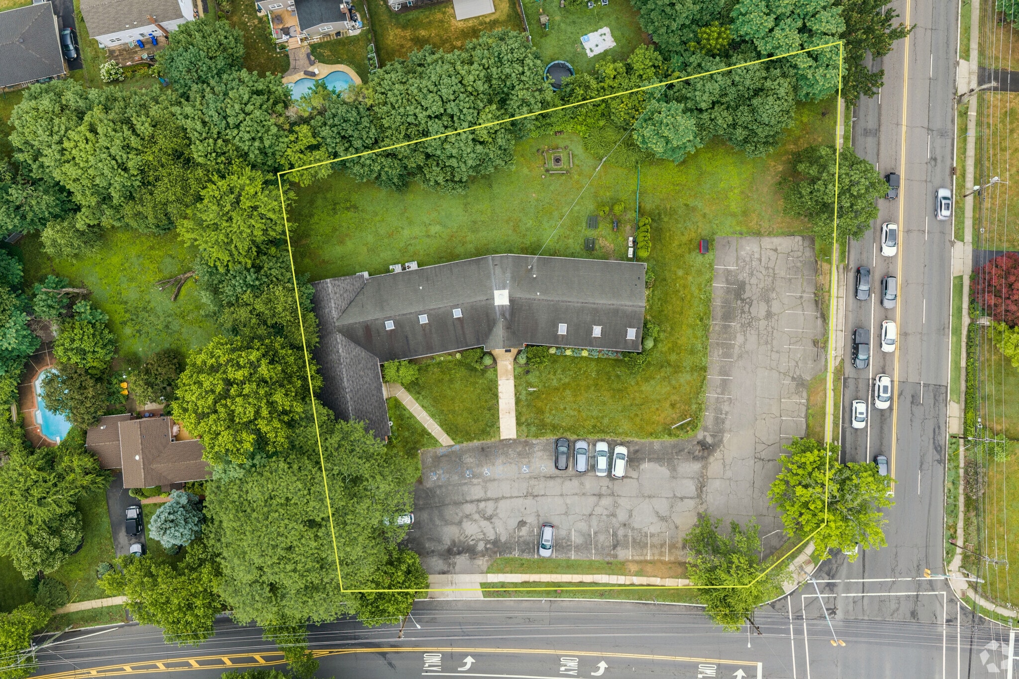 200 Park Ave, Freehold, NJ for Sale