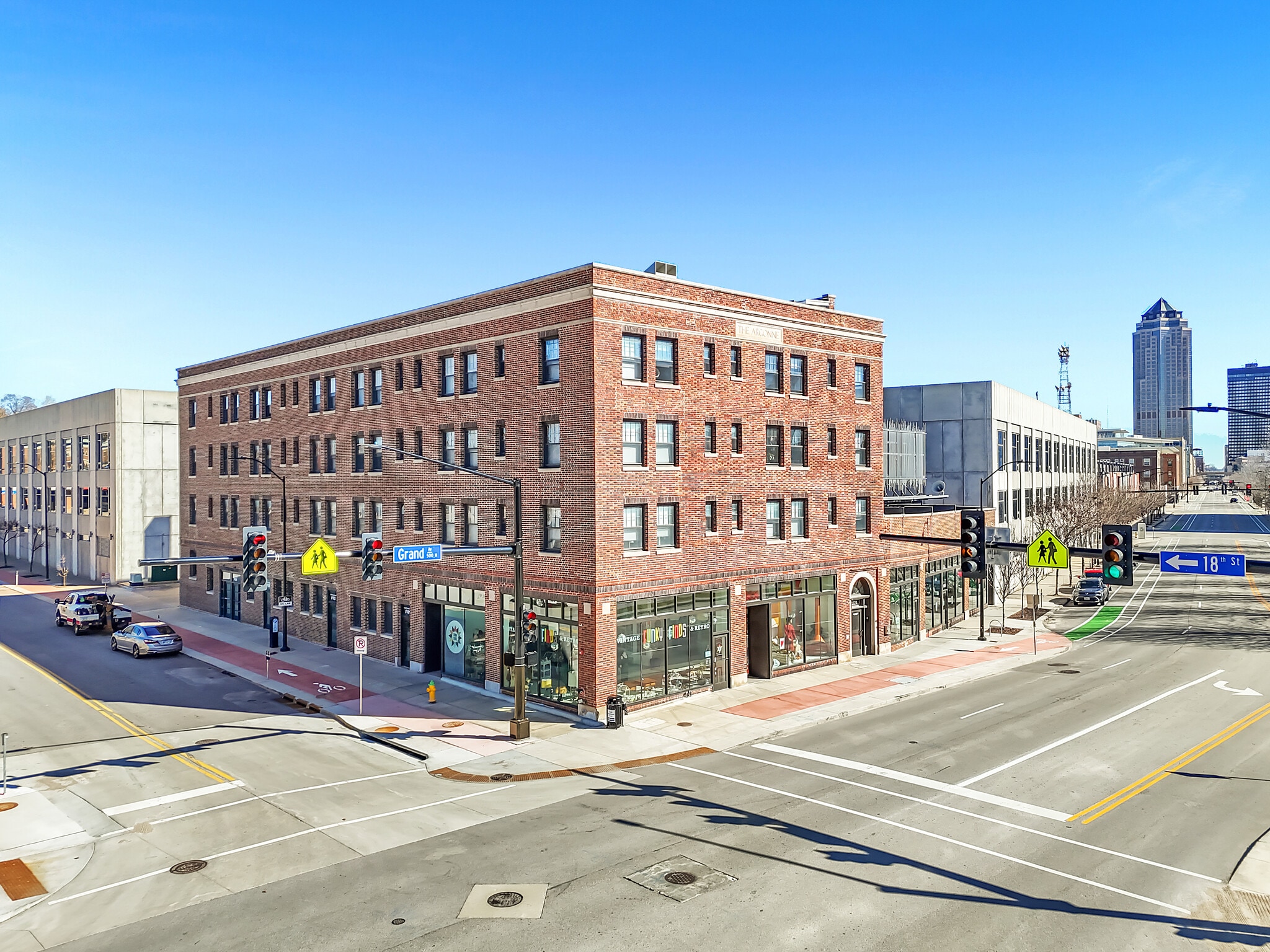 1729 Grand Ave, Des Moines, IA for Sale