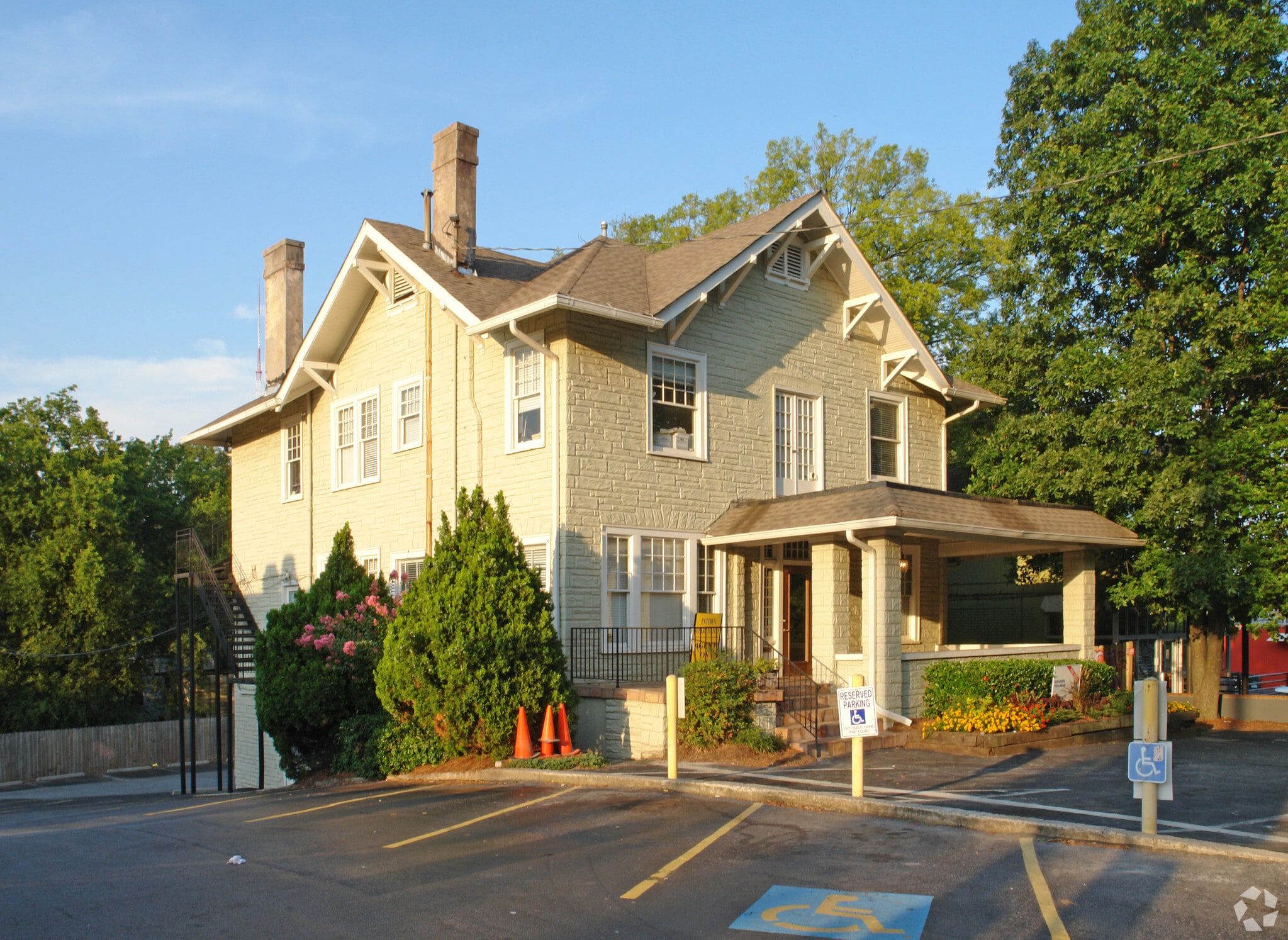 931 Ponce de Leon Ave NE, Atlanta, GA for Rent