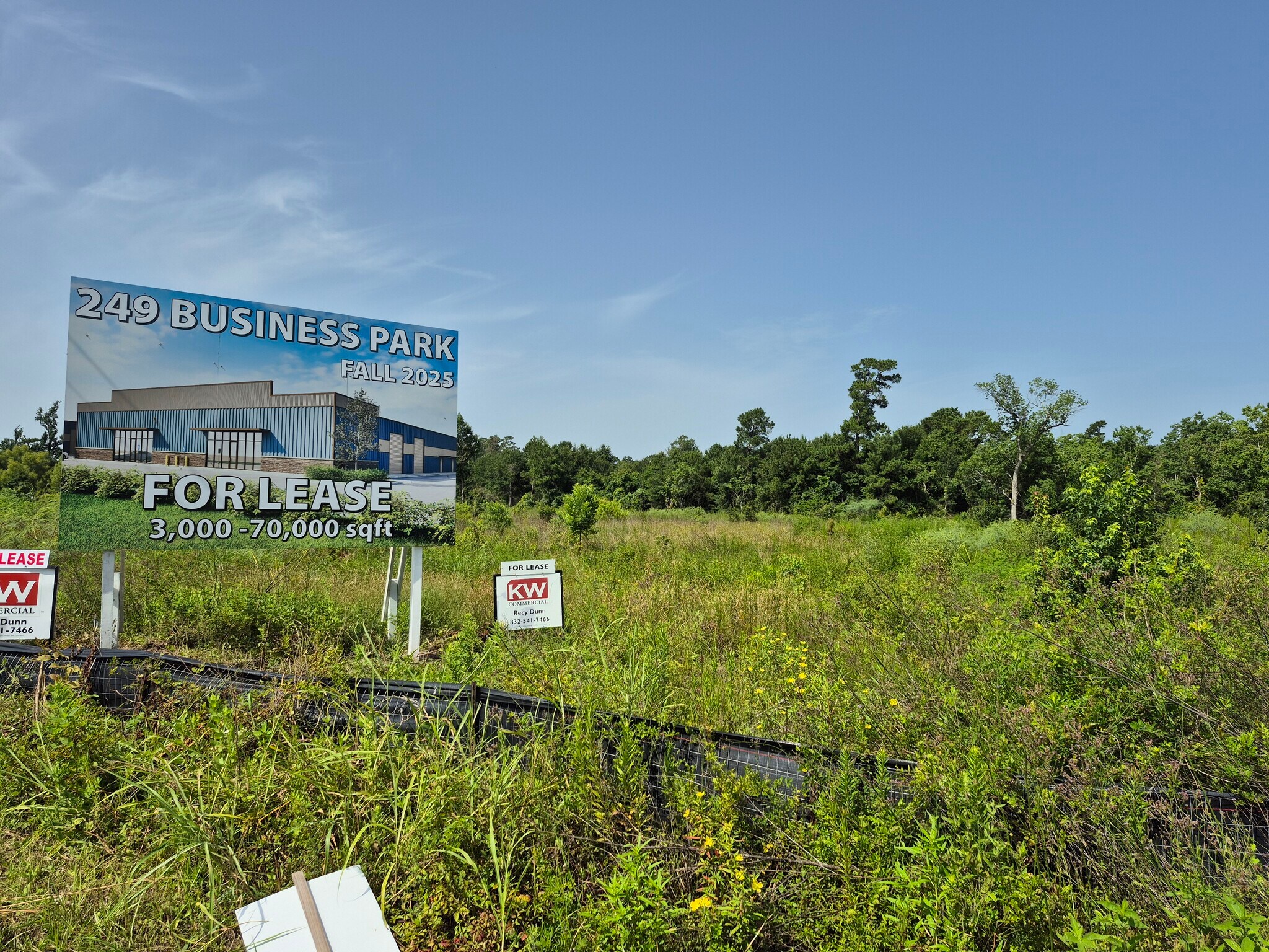 0 SH 249 Fwy, Pinehurst, TX for Rent